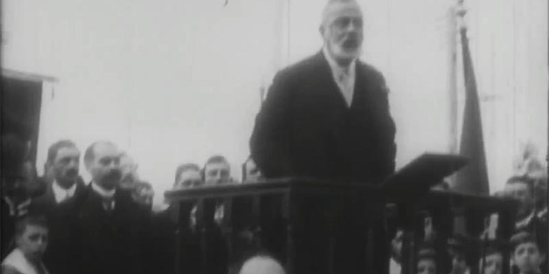 Inauguración monumento a la Independencia, obsequio de la colonia italiana