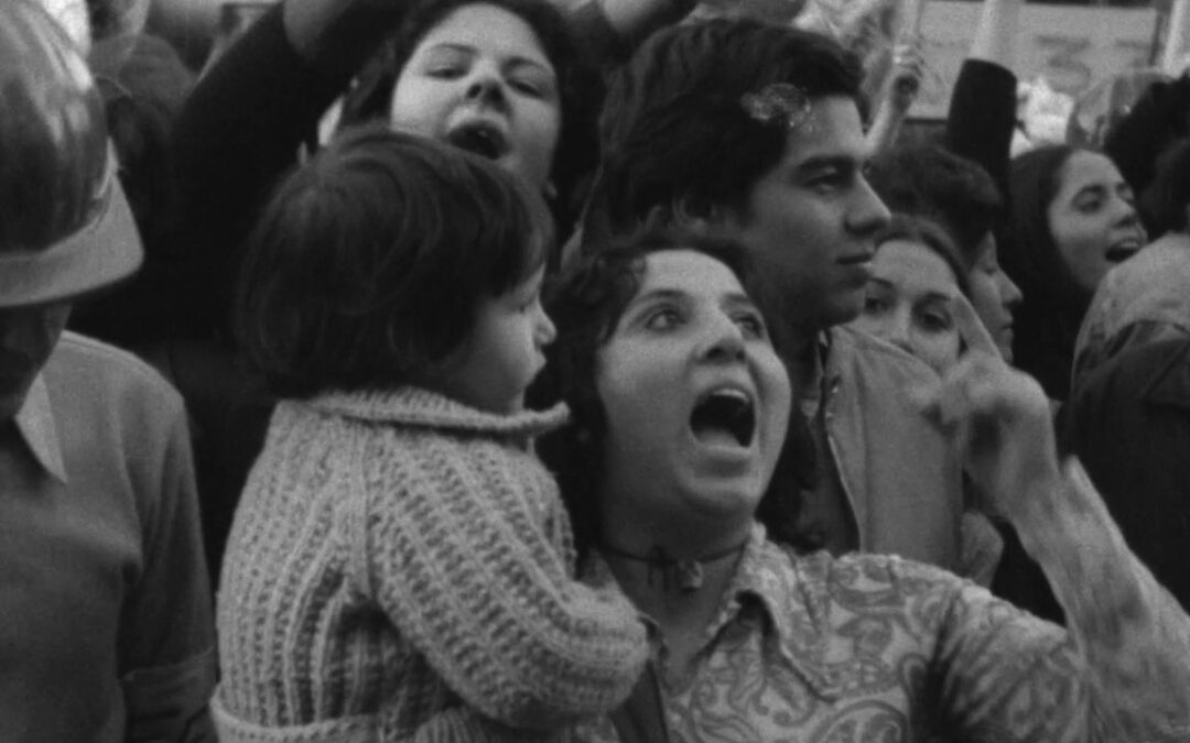 Manifestación de mujeres contra el gobierno